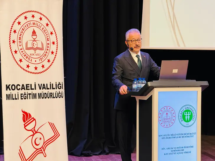 Kocaeli’de Din, Ahlak ve Değer Eğitimi Semineri Düzenlendi Kocaeli’de Din, Ahlak ve Değer Eğitimi Semineri Düzenlendi