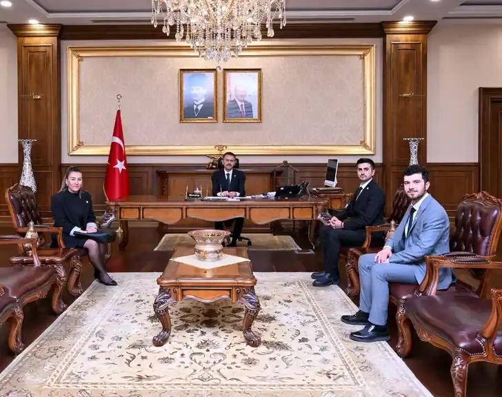 Körfez Yeşil Vadi Koleji’nden Vali Aktaş’a Nezaket Ziyareti