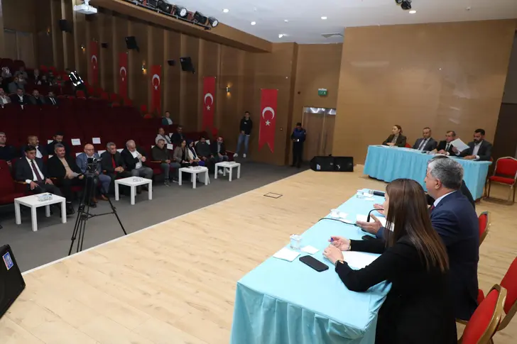 Dilovası Belediyesi’ne 5 Yeni Araç Hibe Edildi