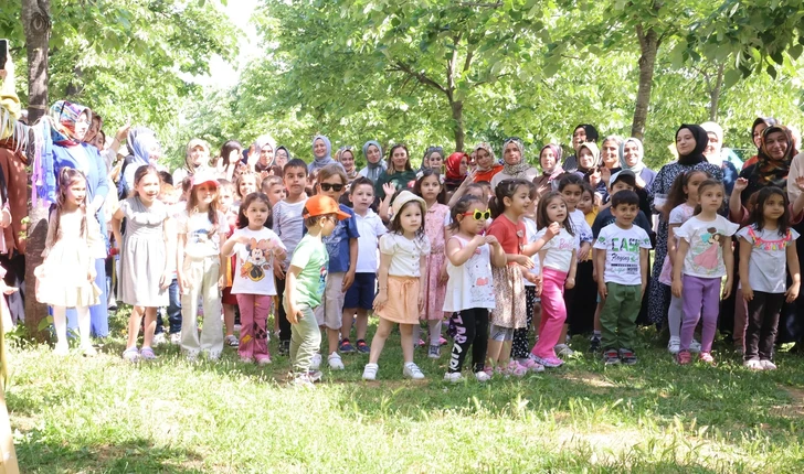 Çayırova’da Anneler Günü Coşkusu Çayırova’da Anneler Günü Coşkusu