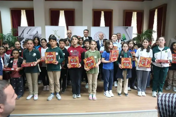 ‘Darıca Kocaman Okuyor’da ödül zamanı ‘Darıca Kocaman Okuyor’da ödül zamanı