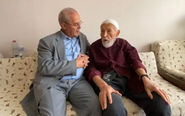 TARİHE IŞIK TUTAN GARİP BİR TÜRBE VE NURETTİN AMCANIN ARDINDAN