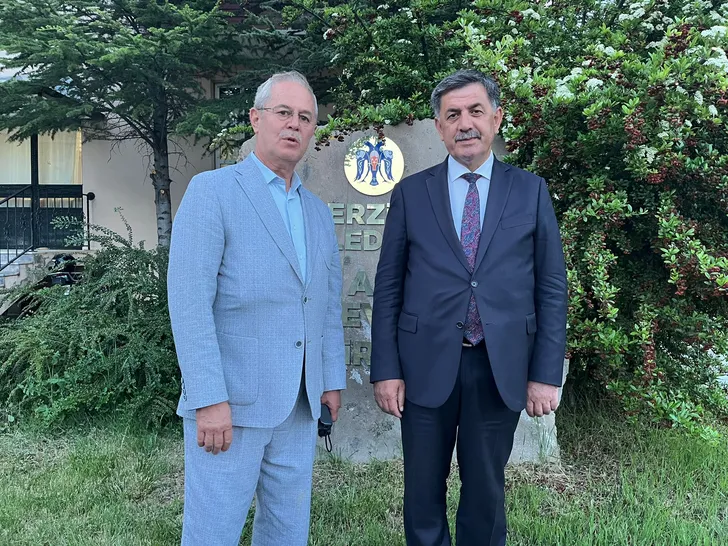 EVLİYA ÇELEBİNİN İZİNDE ERZİNCAN DA BELGESEL TADINDA DEVRİ ALEM EVLİYA ÇELEBİNİN İZİNDE ERZİNCAN DA BELGESEL TADINDA DEVRİ ALEM