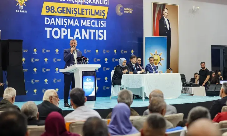 Büyükakın: “Onlar konuşur, biz yaparız!”