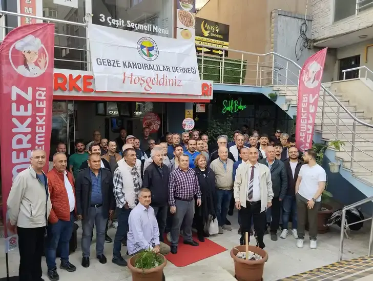 Gebze Kandıralılar Derneği’nin geleneksel tavla turnuvası, 19. Uncusu Yapıldı