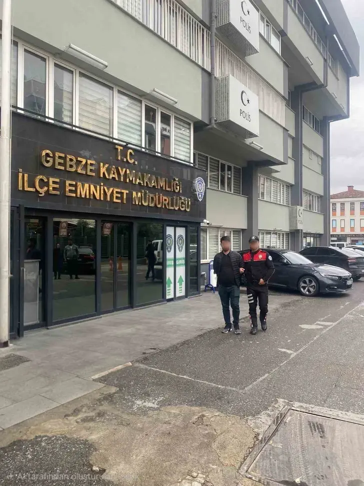 Gebze’de Hapis Cezası Bulunan 2 Kişi Yakalandı