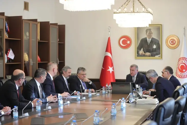 Gölcük’e Yeni Çok Amaçlı Kapalı Spor Salonu Geliyor