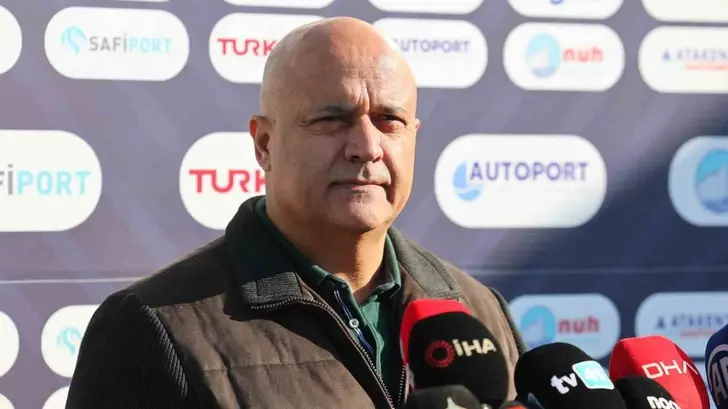 Kocaelispor Futbolcularına 100 Milyon TL Ödeme Gerçekleştirildi