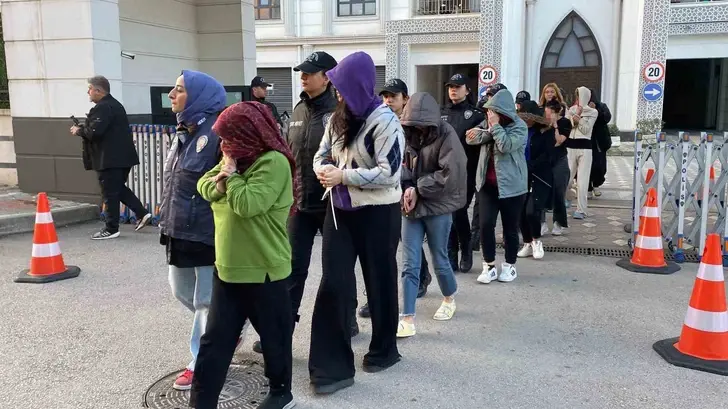 Sahte Bungalov Çetesine Büyük Operasyon: 35 Milyon TL’lik Dolandırıcılık Ağı Çökertildi