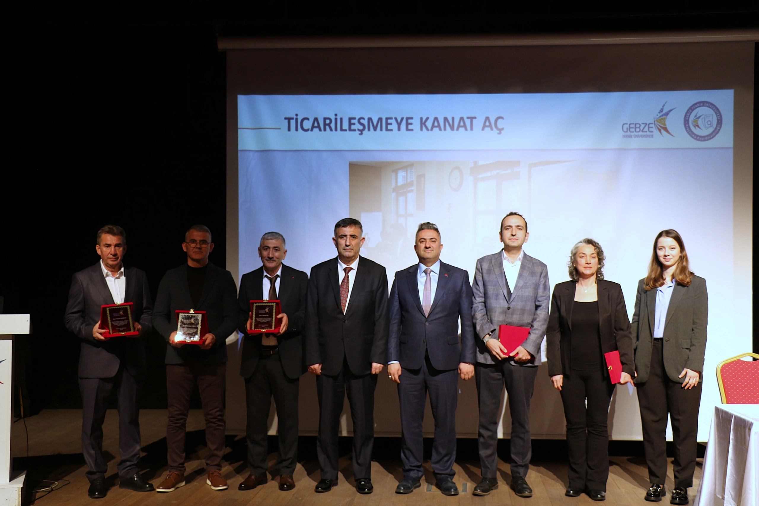 BULUŞLAR SANAYİYLE BULUŞUYOR