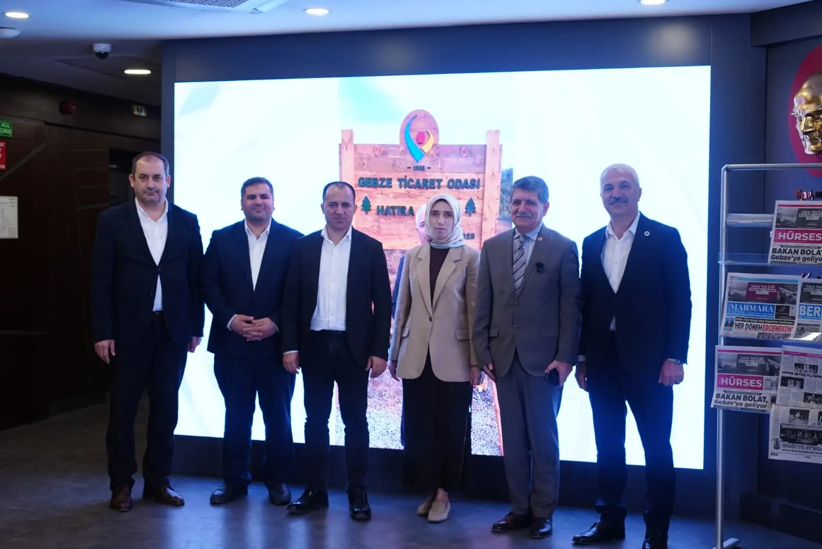 YEREL YAZARLAR DAYANIŞMA FORUMU VE ÇÖZÜM ARAYIŞI