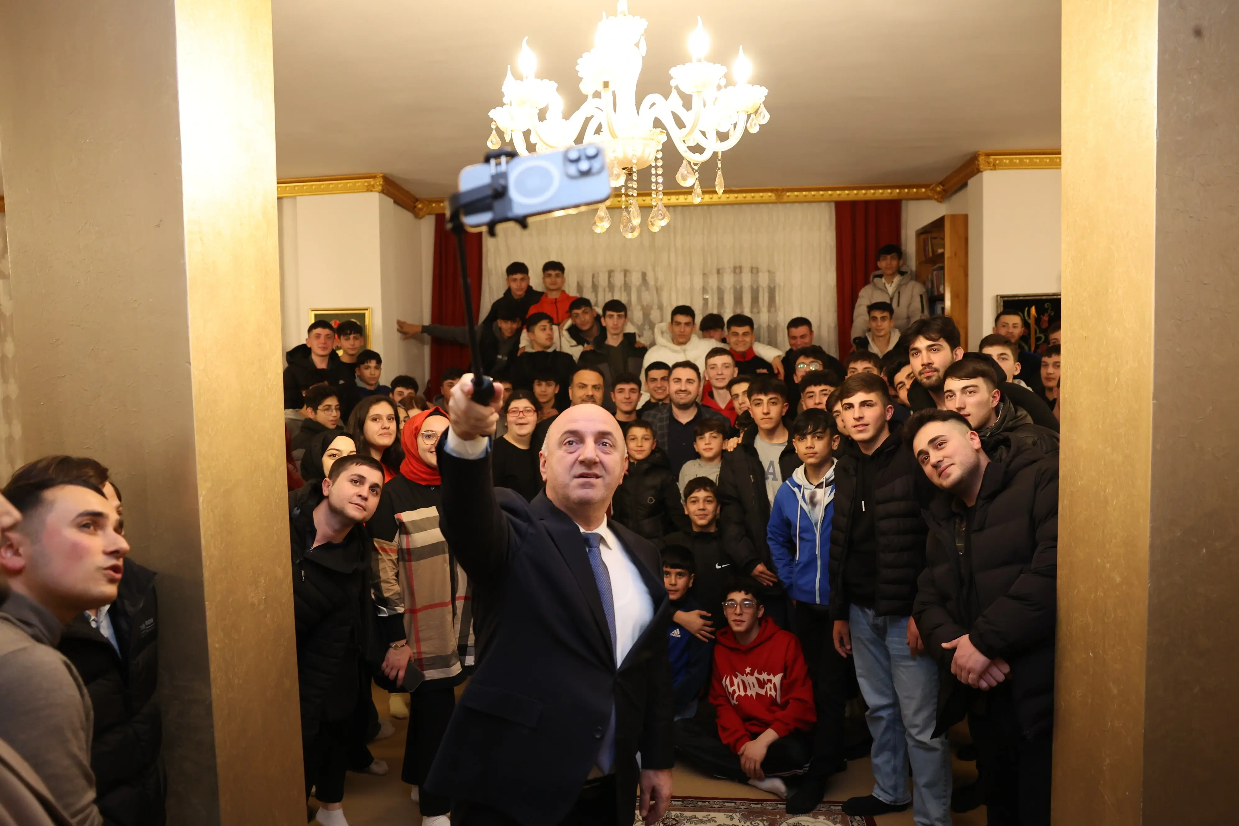 Darıca Belediyesi, YKS’ye Girecek Öğrencilerin Sınav Ücretini Karşılayacak