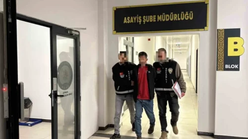 Eşini 8 Yerinden Bıçaklayarak Öldürdü: Kardeşine “Binnur Öldü, Hakkını Helal Et” Dedi