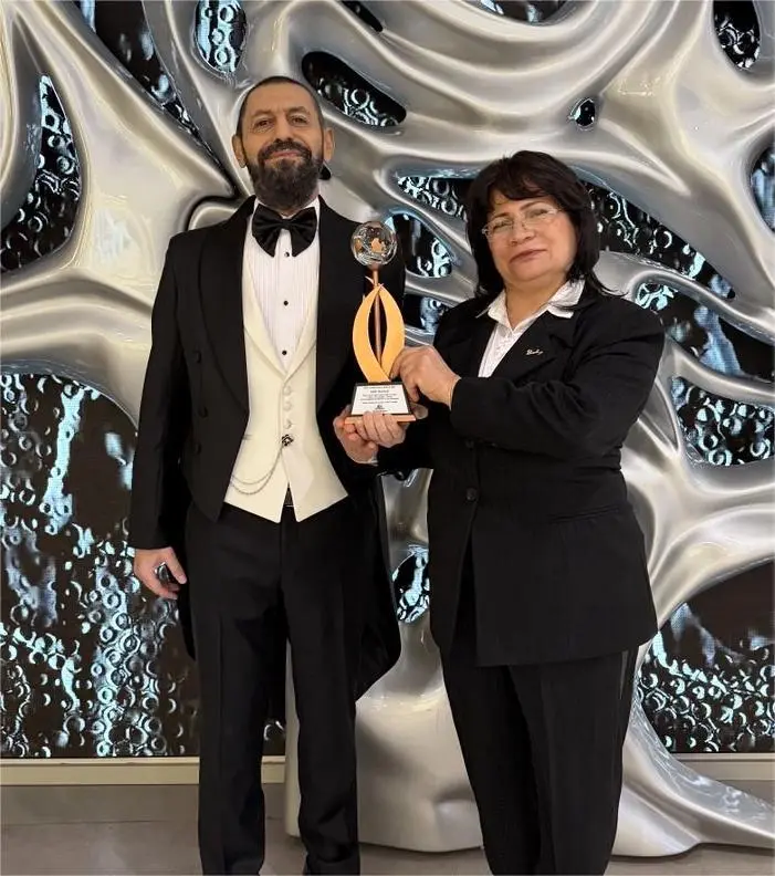 AKİF MANAF’A “YILIN BARIŞ İNSANI” ÖDÜLÜ