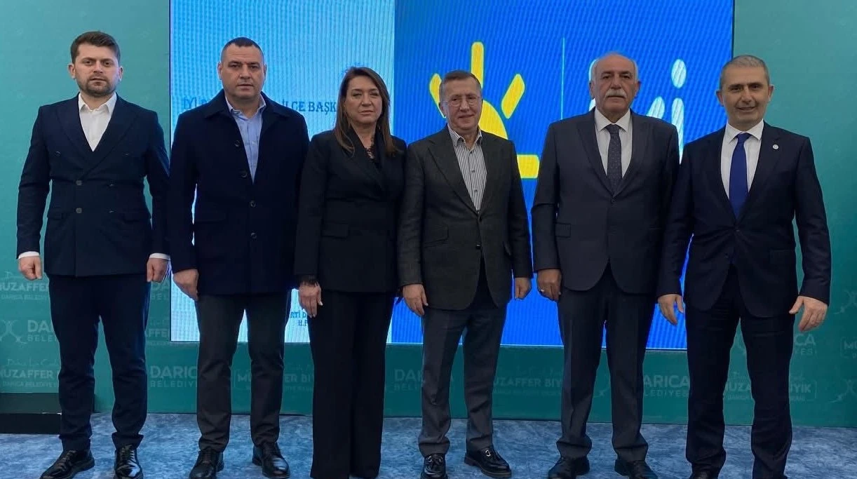 İYİ Parti Darıca iftarda buluştu!