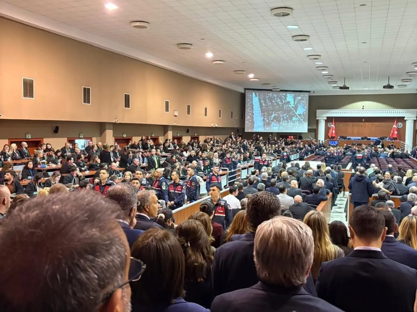 ÇİLER  “İBB DAVASI”NI TAKİP ETTİ