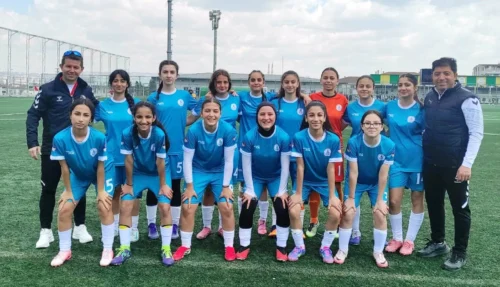 Körfez Gençlerbirliği U15 Kızlar Ligde 3’te 3 Yaptı: Şampiyonluk İddiası Güçlendi