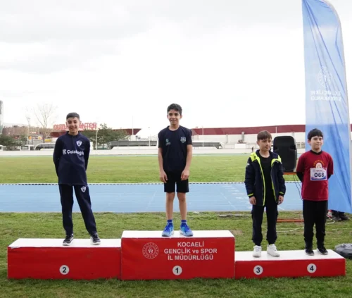 Çayırova Atletizmde Kocaeli Şampiyonası’ndan 2 Madalya ile Döndü