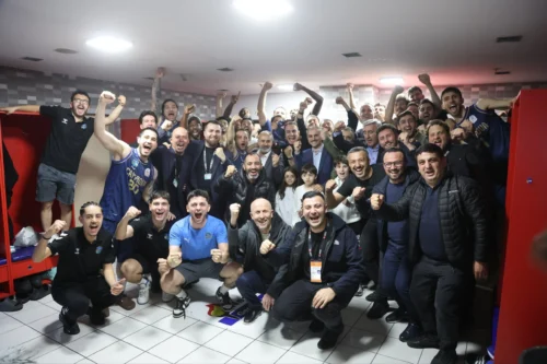 Çayırova Belediyesi TBL Şampiyonu: Süper Lig’e Yükseldi, Tarih Yazdı!