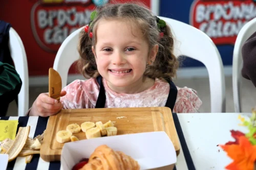 23 Nisan Coşkusu: Çocuklar Kruvasan Süsleme Atölyesiyle Bayramı Yeniden Yazdı