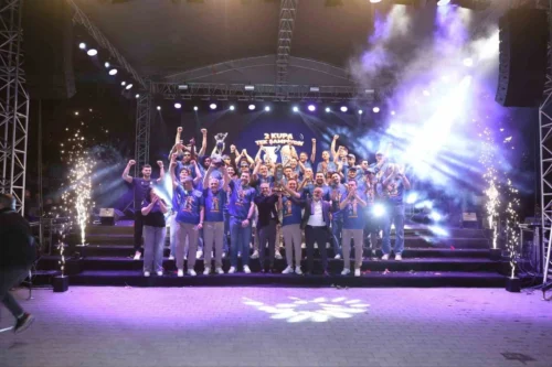 Çayırova Belediyesi Basketbol Süper Lig’de: 5 Yılda 5 Kupa ile Tarihi Rekor!