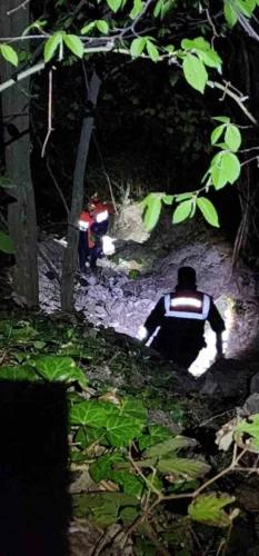 Kocaeli Başiskele Beşkayalar’da Mahsur Kalan 3 Yabancı Uyruklu Kurtarıldı