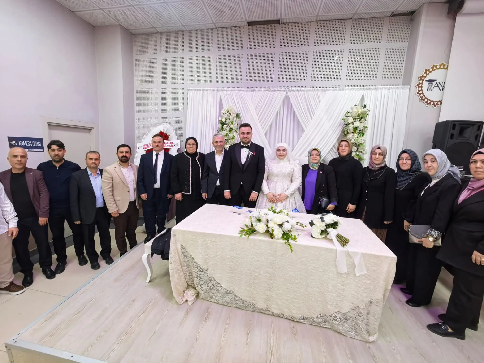 KAVRAN VE GÜL AİLELERİNİN EN MUTLU GÜNÜ