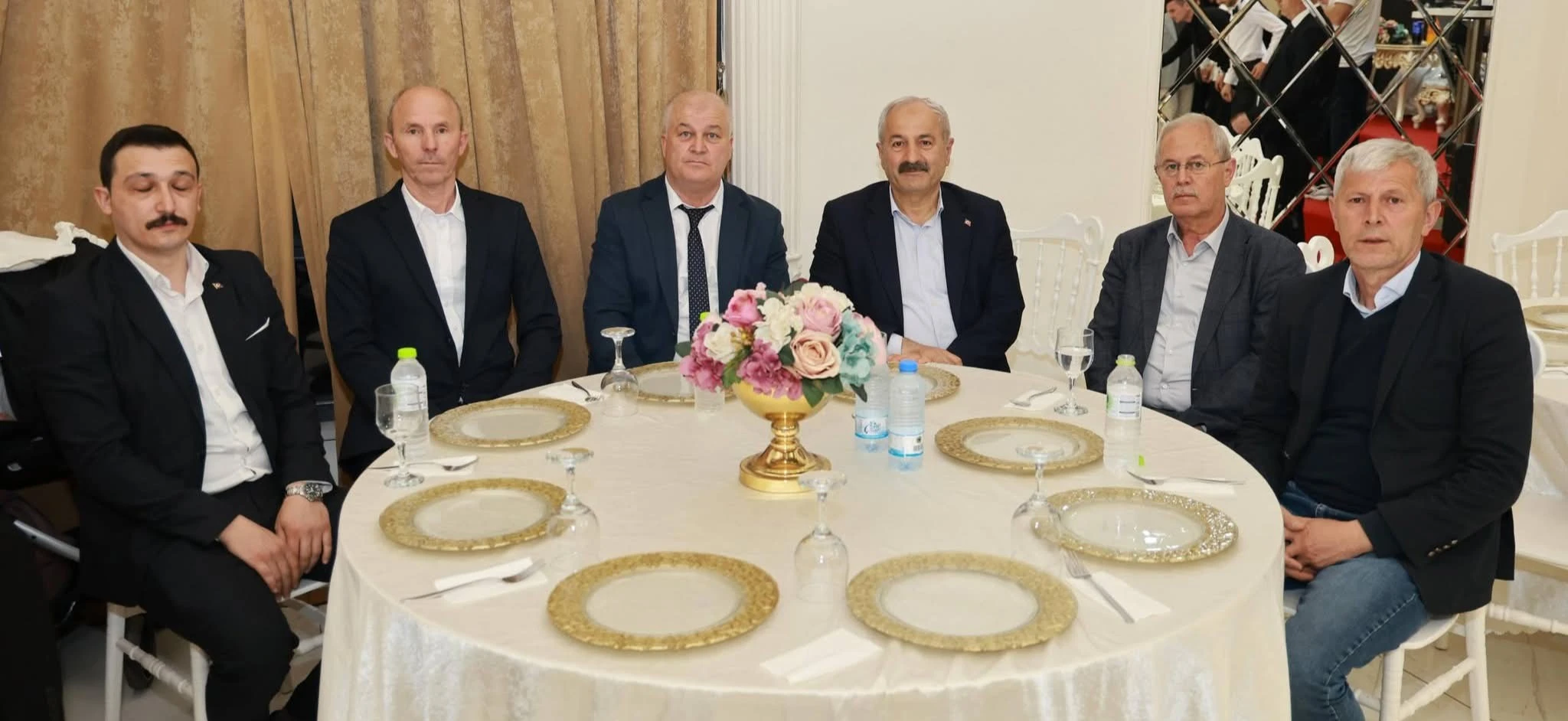 GANDAZOĞULLARI AİLESİNDE MUTLU GÜN