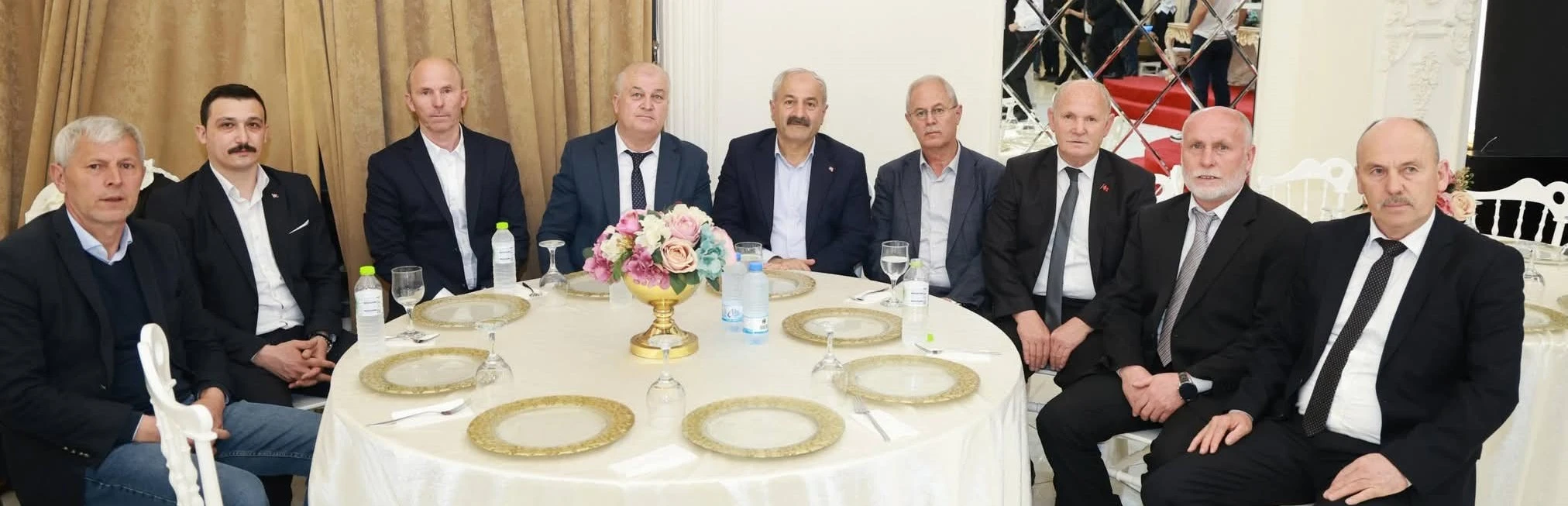 GANDAZOĞULLARI AİLESİNDE MUTLU GÜN