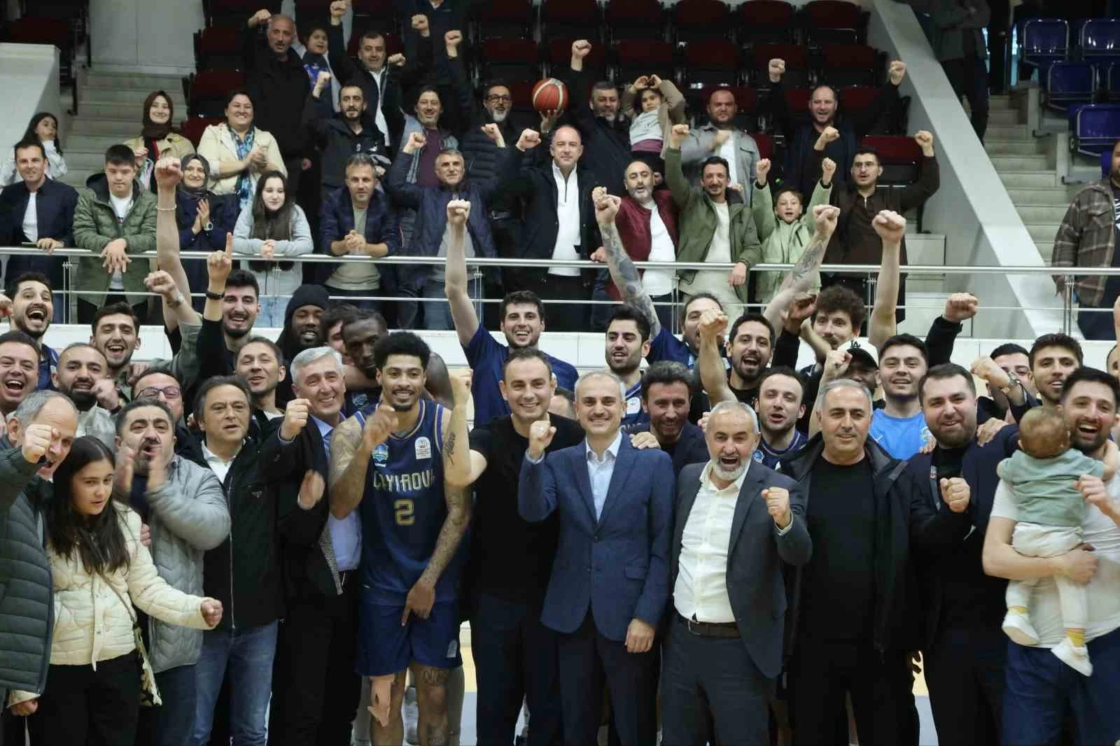 Çayırova Belediyesi 2025-2026 TBL Şampiyonu: Basketbol Süper Ligi’ne Yükseldi!