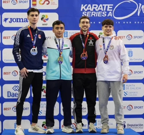 Kağıtspor, Türkiye’de Sporun Yüz Akı Oldu!