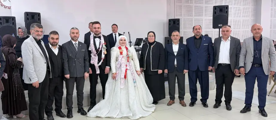 KAVRAN VE GÜL AİLELERİNİN EN MUTLU GÜNÜ