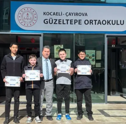 ÖĞRENCİLERE UMRE ÖDÜLÜ!