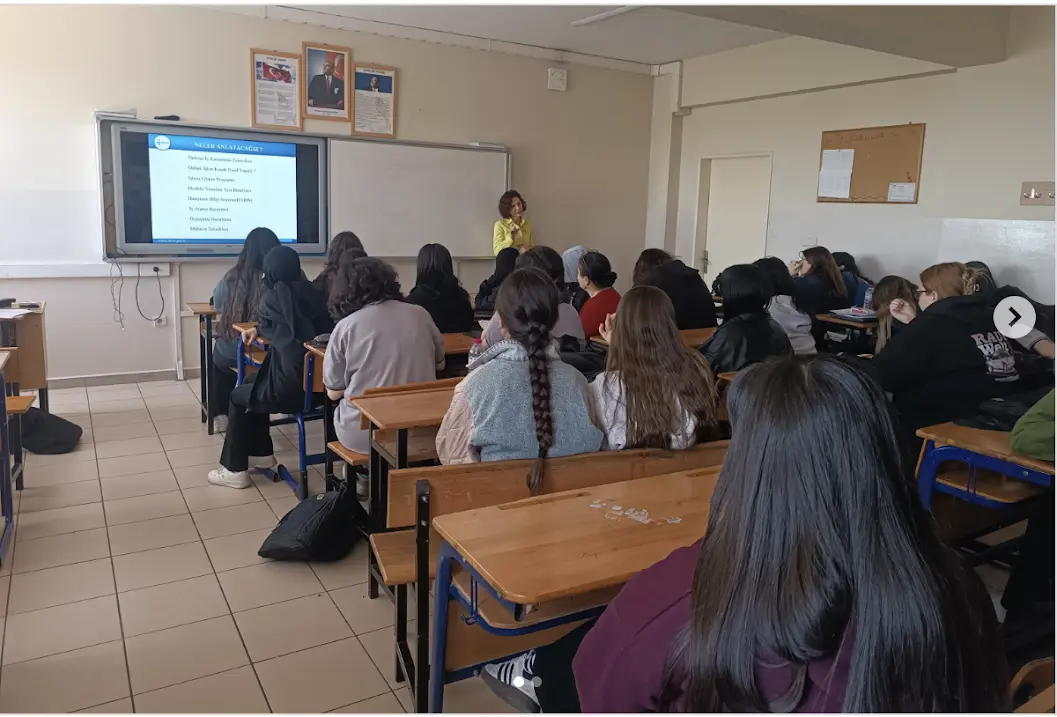 GENÇLERE "GÜÇ" VEREN EĞİTİM