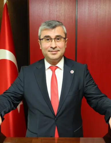 Başkan yardımcısı istifa etti