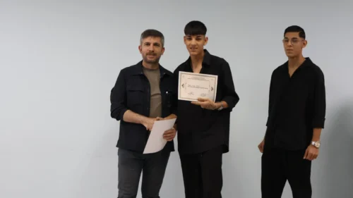Kocaeli Beyaz Kalpler Mesleki Eğitim Mezunlarını İş Hayatına Uğurladı