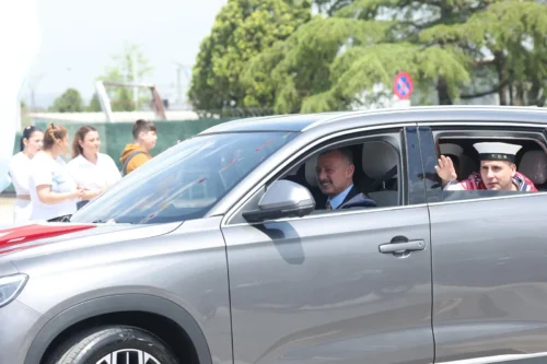 Kocaeli’de Özel Bireyler İçin Temsili Askerlik Uğurlaması: Büyükakın Konvoy Yaptı, Halay Çekti
