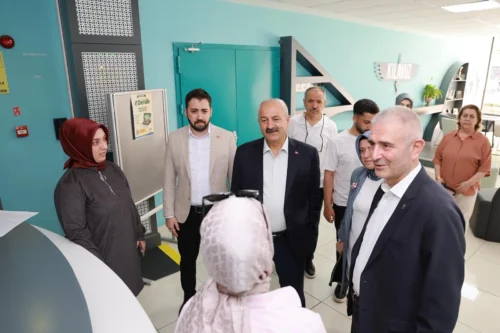 Gebze Belediye Başkanı Zinnur Büyükgöz’den Osman Yılmaz Mahallesi Esnaf Ziyareti