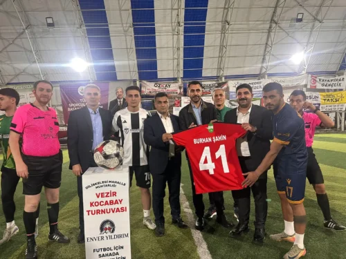 Diliskelesi mahalle muhtarlığı ,Vezir Kocabay futbol turnuvasında grup müsabaları sona erdi.