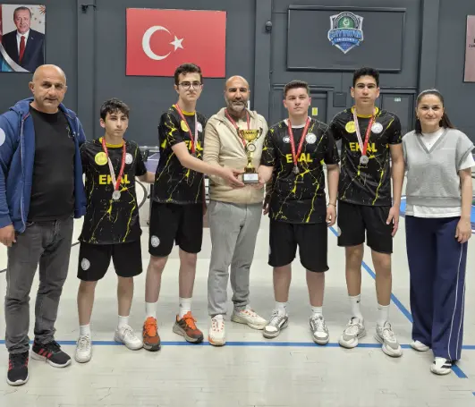 ÇAYIROVA MASA TENİSİ MÜSABAKALARI TAMAMLANDI ÇAYIROVA MASA TENİSİ MÜSABAKALARI TAMAMLANDI