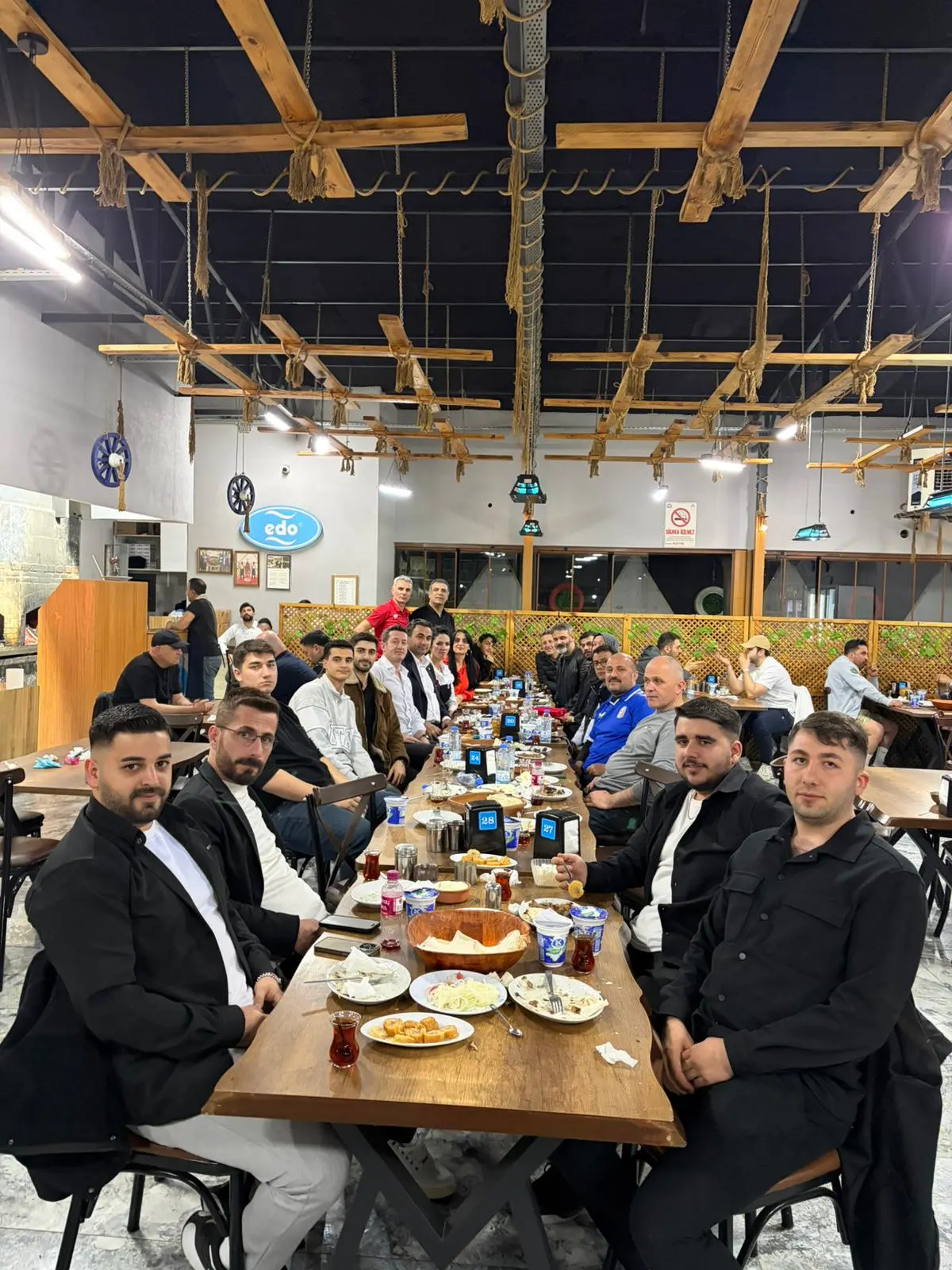 Final Coşkusu Edo Cağ Kebap'ta Taçlandı!