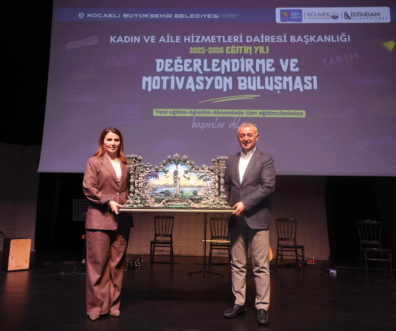 BÜYÜKAKIN’IN VİZYONU, MALKOÇ’UN ENERJİSİ BÜYÜKAKIN’IN VİZYONU, MALKOÇ’UN ENERJİSİ