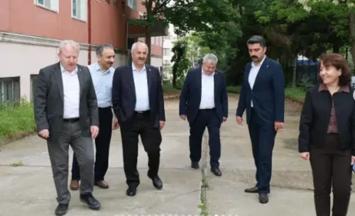 GEBZE BELEDİYE BAŞKANI ZİNNUR BÜYÜKGÖZ’DEN MEZUN OLDUĞU OKULA ANLAMLI ZİYARET