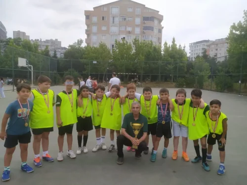 MEHMET AKİF ERSOY İLKOKULU’NDA FUTBOL ŞÖLENİ