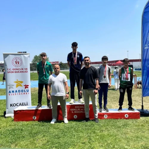 Çayırova Belediyesi Spor Kulübü, Atletizm ve Basketbolda Büyük Başarılar Elde Etti