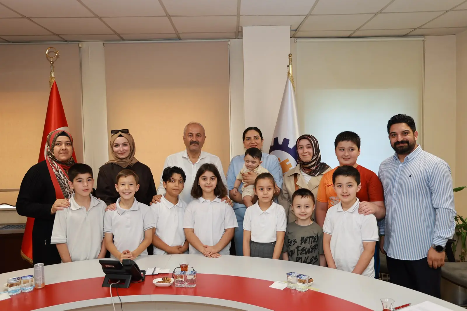 Gebze Belediyesi’nde Yerel Yönetim Dersi: Öğrenciler Başkan Büyükgöz ile Buluştu