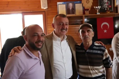 Başkan Tahir Büyükakın’a Kocaeli Yörükleri’nden Şiirli Karşılama