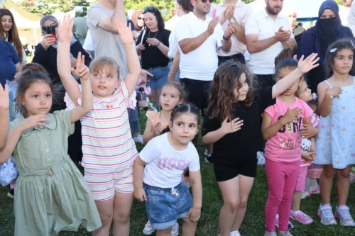 Kocaeli Büyükşehir’den İzmit ve Gebze’de Babalar Gününe Özel: Uçurtma Şenliği ve “En Baba Şarkılar” Konseri