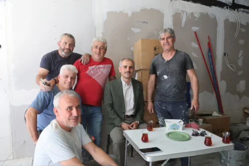 Çayırova Belediye Başkanı Bünyamin Çiftçi Fatih Caddesi Esnafını Ziyaret Etti