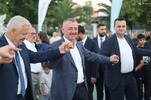 Kocaeli’de 24. Helva Şöleni Muhteşem Finalle Sona Erdi: Başkan Büyükakın Vatandaşlarla Coştu